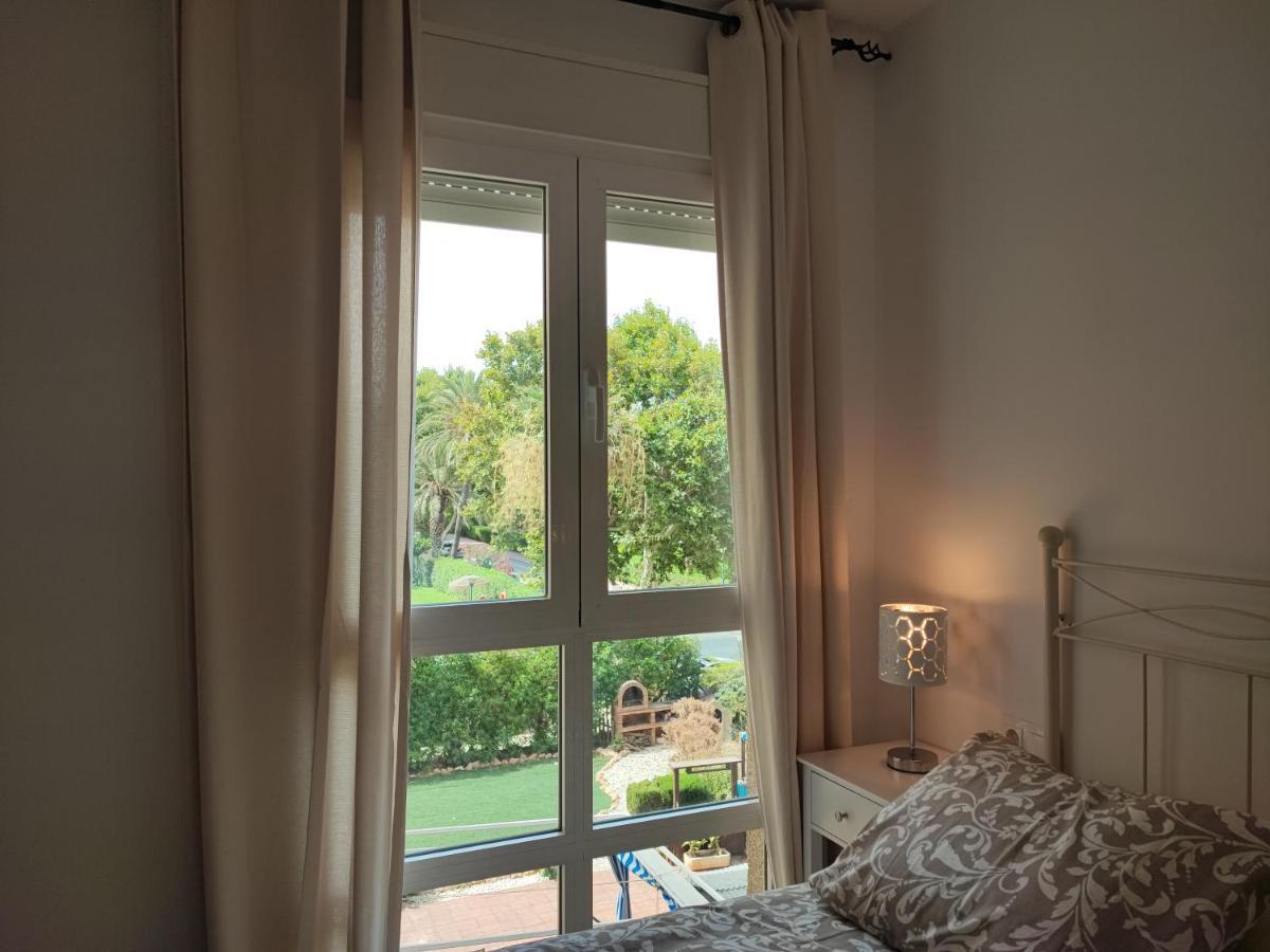 Casa Playa Guadalmar, Beautiful Apartment In Front Of The Sea, Wifi, Ac, Smart Tv, Private Parking Málaga Esterno foto