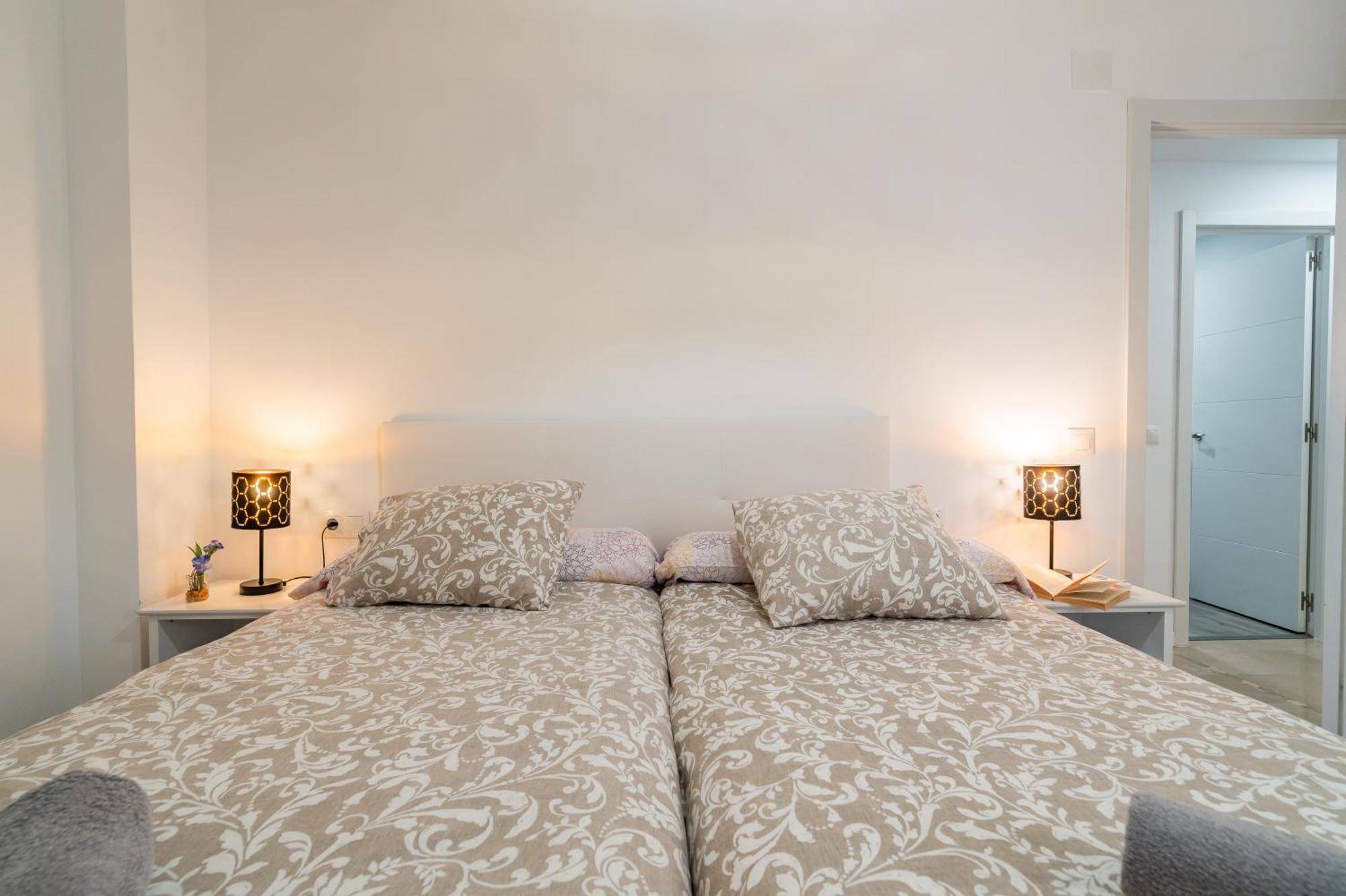 Casa Playa Guadalmar, Beautiful Apartment In Front Of The Sea, Wifi, Ac, Smart Tv, Private Parking Málaga Esterno foto